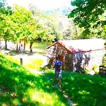 La Casa Del Bosque Del Agua Y Prexigueiro Obsequio Entrada Por Persona A Circuito Termal Дом отдыха Мондарис