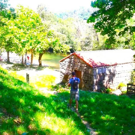 La Casa Del Bosque Del Agua Y Prexigueiro Obsequio Entrada Por Persona A Circuito Termal 펜션 몬다리즈